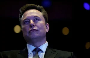 Musk diz que medidas para impedir a Rússia de usar Starlink estão funcionando