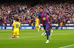 📈 A estrela do Barcelona quebra uma incrível estátua europeia