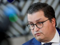 Portugal diz que trabalhará para equilibrar o orçamento e reduzir a dívida limitada pelos danos das tempestades