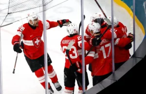 Hóquei no Gelo – Canadá derrota França, Suíça e República Tcheca por 10 a 2 em emocionante prorrogação