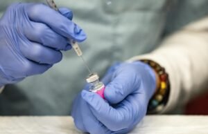 A política de Trump está em desacordo com a compreensão emergente dos danos a longo prazo da Covid