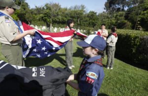 Hegseth transforma o Departamento de Guerra em Escoteiros