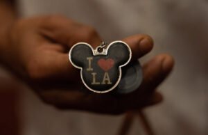 Eles estão se organizando para impedir novos ataques a famílias de imigrantes