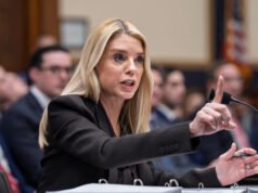 As consequências do Super Bowl do Partido Republicano – e a faceplant de Pam Bondi