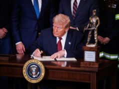 Special Boy Trump ‘Campeão indiscutível do carvão bastante limpo’