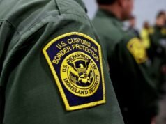 Supervisor do CPB acusado de abrigar namorada imigrante indocumentada que as autoridades dizem ser também sua sobrinha