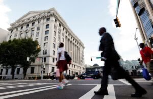 Trump contratou o nomeado do DOJ, Thomas Albus, para liderar a luta contra o mandado de busca no condado de Fulton