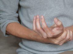 Mulher acorda com feridas estranhas – não preparada para o que encontra