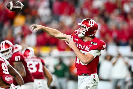 O goleiro Fernando Mendoza acredita piamente no que pode fazer pelos Raiders