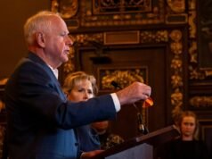 Tim Walz agradece a Minnesota após tumultuada onda federal – ‘A primavera está chegando’