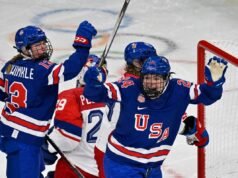 Jogador da NHL é considerado ‘Benedict Arnold’ na disputa olímpica de hóquei EUA-Canadá