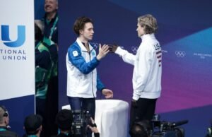 Mikhail Shydorov revelou o que Ilya Malinin lhe disse depois de ganhar o ouro olímpico