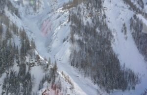 Dois esquiadores morreram em uma avalanche no norte da Itália