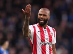 Igor Thiago assinou um novo contrato de longo prazo com o Brentford para afastar o interesse do Tottenham