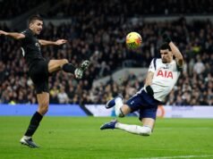 O chute de escorpião de Dominic Solanke ressuscita o Tottenham enquanto o Man City causa grande choque pelo título