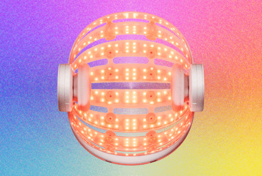 Revisão do capacete de crescimento de cabelo LED CurrentBody: muito cabelo de bebê (2026)