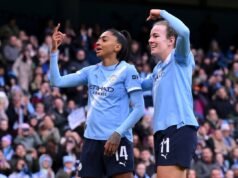 Man City acertou cinco para surpreender o campeão Chelsea e garantir o título da WSL