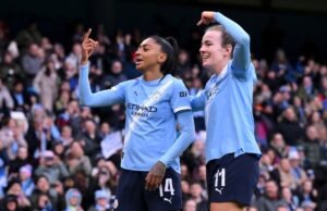 Man City acertou cinco para surpreender o campeão Chelsea e garantir o título da WSL