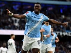 Mark Guehy marcou na vitória do Man City sobre o teimoso Salford na FA Cup