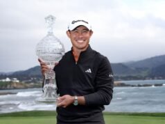Colin Morikawa segura Scotty Scheffler para acabar com a seca de títulos em Pebble Beach