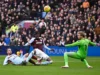 Aston Villa perde por 1 a 0 para o Brentford, de 10 jogadores