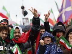 Centenas de milhares de pessoas em todo o mundo juntaram-se aos protestos no Irão