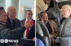 Biden tirou selfies com passageiros em voo comercial
