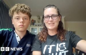 ‘Estava pensando na mamãe’: menino de 13 anos nadou por horas para salvar a família