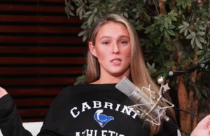 Kylie Kelce revela planos de plástica nos seios depois de ter filhos