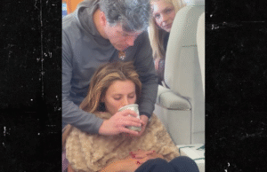 Brooks Nader sofre intoxicação alimentar durante o voo e aguarda a chegada da ambulância