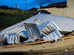 Chuva causa telhados e fechamento de estradas no sul de Minas; A tempestade deve continuar até o início de fevereiro