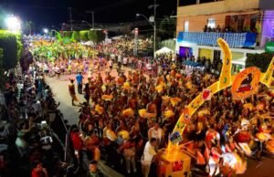 Carnaval Popular do Rato segue até terça-feira (17) na Escola de Samba