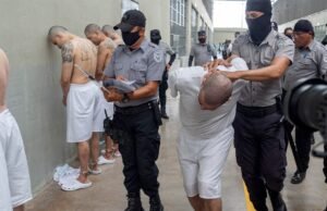 O juiz Bosberg ordenou que a administração Trump trouxesse de volta os imigrantes deportados