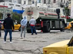 Legisladores do Partido Republicano exigiram que Trump congelasse as licenças comerciais restantes de Cuba