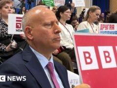 Steve Rosenberg sobre reportagem da Rússia sobre a guerra na Ucrânia