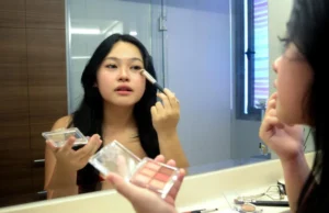 Quão sujos estão os pincéis de maquiagem?