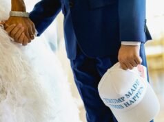 Dan Scavino casou-se com associados de Trump em uma cerimônia em Mar-a-Lago no resort da Flórida