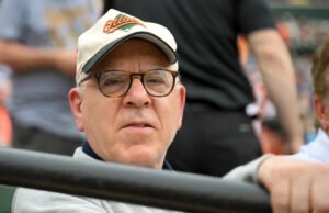 O proprietário do Orioles, David Rubenstein, conheceu Jeffrey Epstein em 2012, de acordo com arquivos