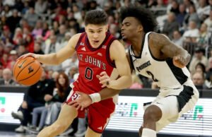 7 jogadores foram expulsos durante a vitória do número 17 do St. John em Providence, incluindo 6 faltas graves após uma luta que resultou em 2