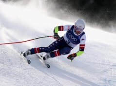Jogos Olímpicos de Inverno de 2026: Ryan Cochrane-Siegel ganha prata no super-G, à frente do favorito suíço Marco Odermatt