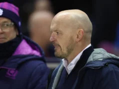 Townsend brinda na cidade, uma semana depois de ser procurado