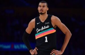 Spurs prevê juntar Victor Wembanyama com ex-astro dos Warriors por US$ 50 milhões por meio de aquisição