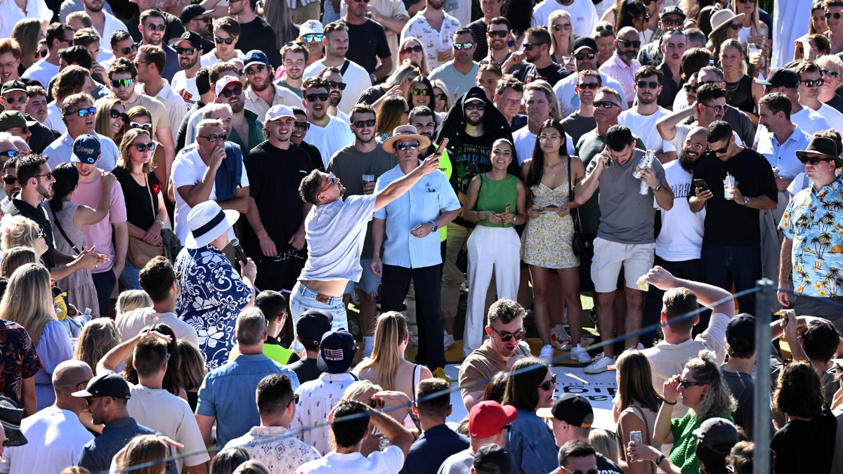 Feriado do Dia Anzac: os residentes de NSW terão um dia de folga extra pelos próximos dois anos, enquanto o Premier pretende torná-lo permanente
