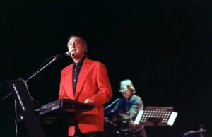 Neil Sedaka, mestre de canções pop memoráveis, morre aos 86 anos