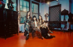 A estilista Anna Sui leva sua marca de moda para o futuro com sua sobrinha da Geração Z