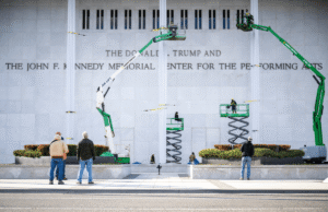 Lista completa de leis retiradas após Trump renomear Kennedy Center