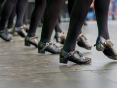 Uma briga pelos princípios da dança irlandesa eclodiu depois que os homens se classificaram para o campeonato mundial feminino