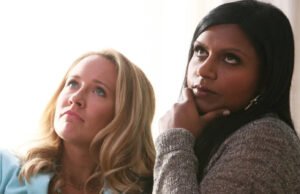 Por que Gwen de Anna Camp deixou o Projeto Mindy?