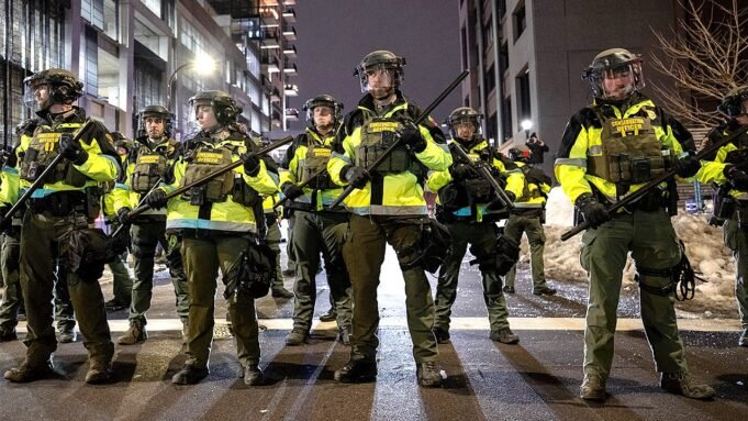 minneapolis-ice-protest-law-enforcement-clash-jan-2026-fox-news.jpg