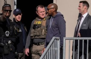 NAACP pede ao juiz para limitar como os federais usam os dados dos eleitores da Geórgia apreendidos pelo FBI